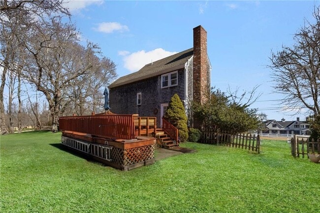 Building Photo - 1059 E Shore Rd