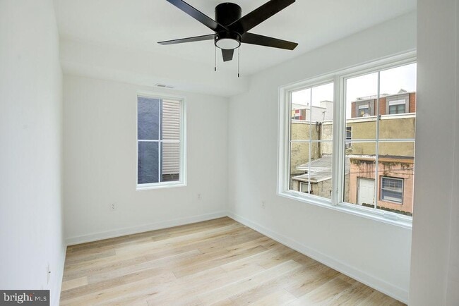Building Photo - 513 McKean St