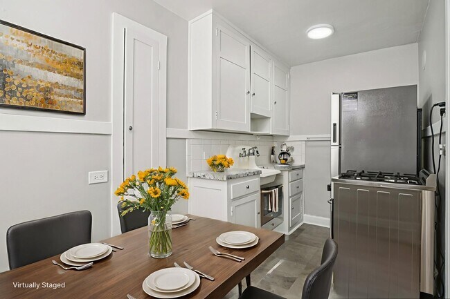 Building Photo - Marianne Apartments