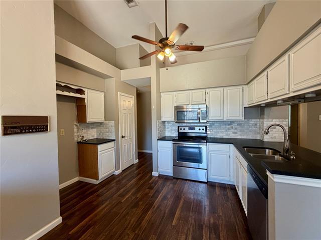Building Photo - 7905 Rice Dr