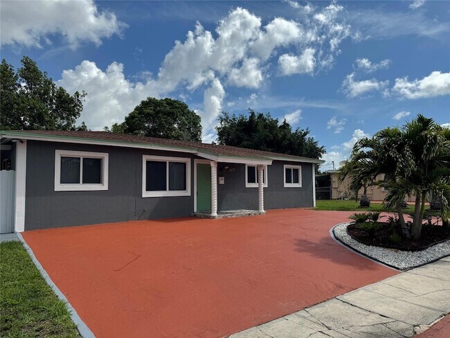 Building Photo - 6471 SW 27th Street