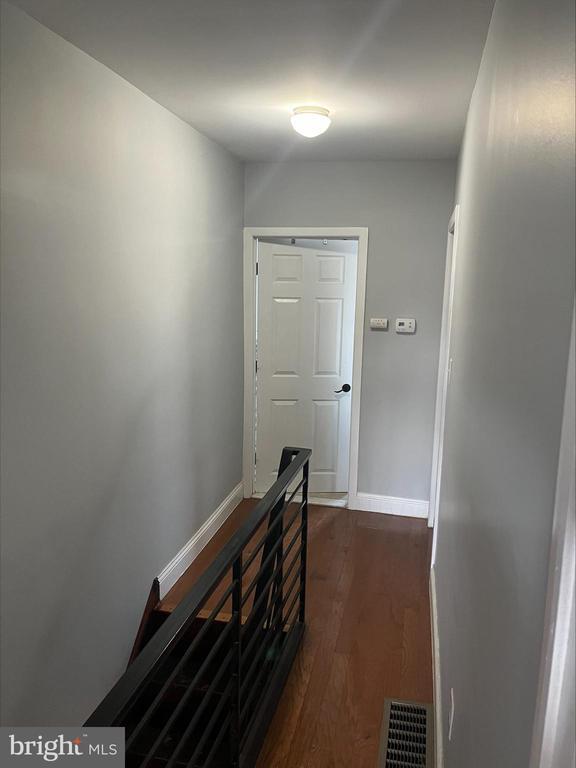 Building Photo - 2709 E Elkhart St