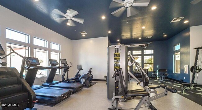 Building Photo - 14870 W Encanto Blvd