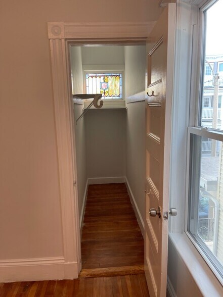 Building Photo - 30 Sudan St