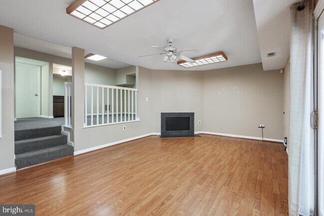 Building Photo - 2983 Borge St