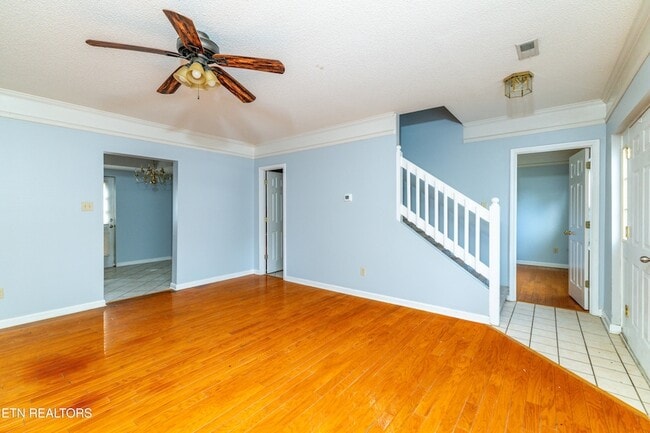 Building Photo - 203 Sweetgum Ln