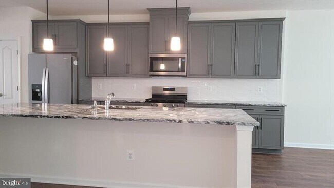 Building Photo - 9360 Seney Ln