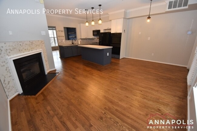 Building Photo - 85 Harbour Heights Dr