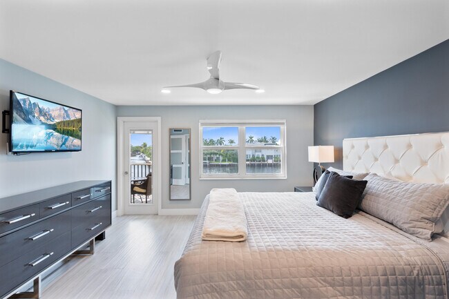 Building Photo - 2871 N Ocean Blvd