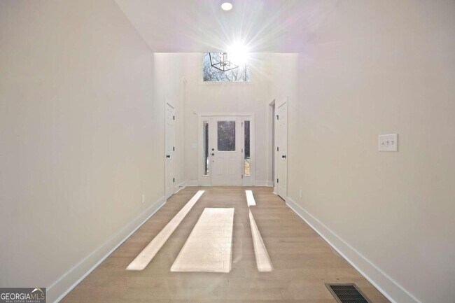 Building Photo - 360 Ansley Dr