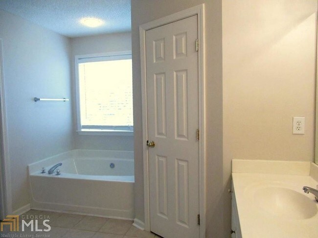 Building Photo - 3870 Ruby Falls Dr