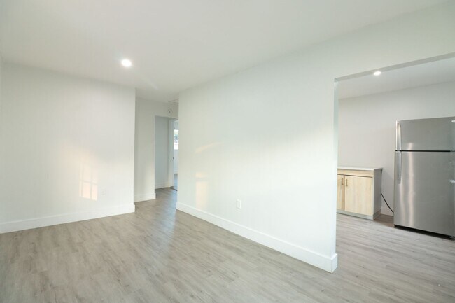 Building Photo - 1768 NW 112th Terrace