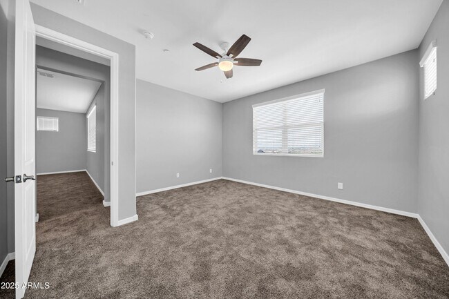 Building Photo - 25526 N 103rd Ave