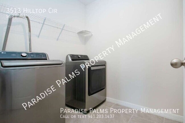 Building Photo - 3513 Hilltop Cir