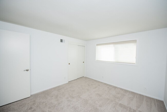 Building Photo - Now Available for Lease Beautiful 4 Bedroom Home with Basement