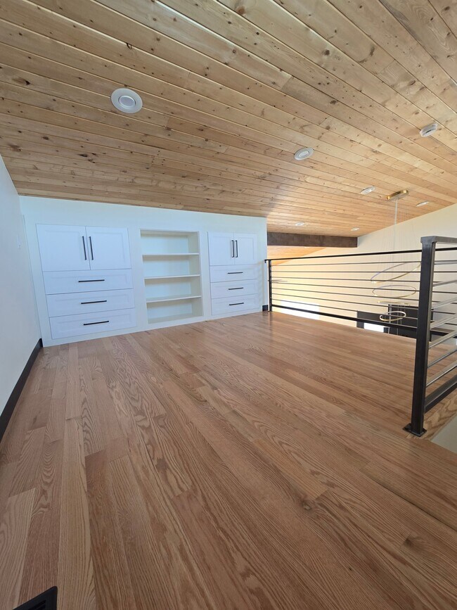 Building Photo - 1130 Taffeta Dr