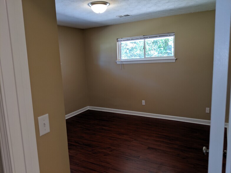 Back bedroom - 1822 A, Lela Lane