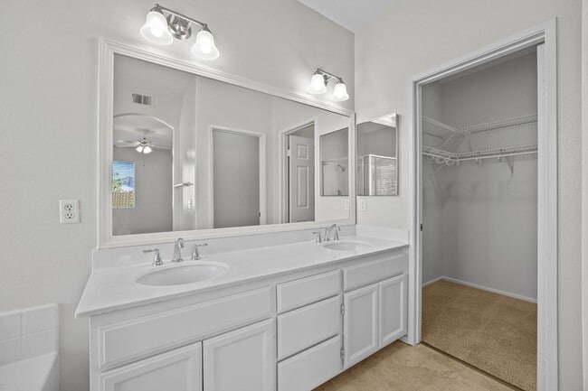 Building Photo - Beautiful Home in Aliso Viejo!