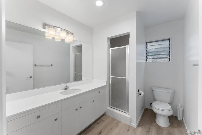Building Photo - 5995 La Jolla Corona Dr
