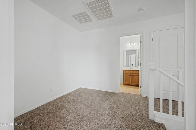 Building Photo - 8748 W Wood Dr