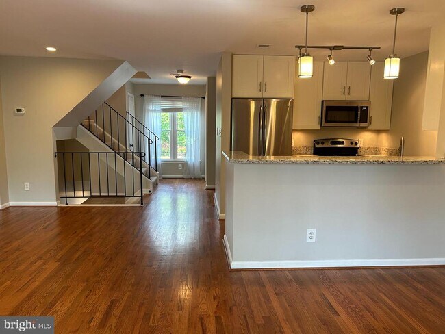 Building Photo - 2107 N Rolfe St