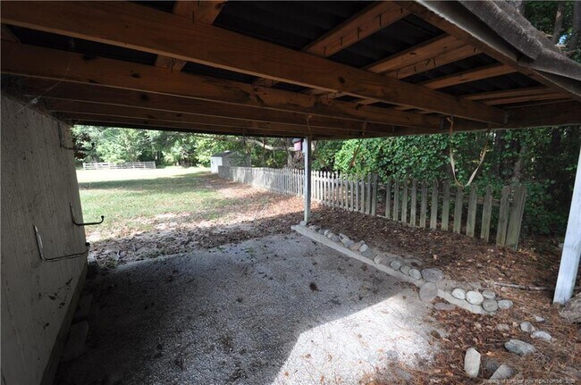 Building Photo - 1404 Woodline Dr