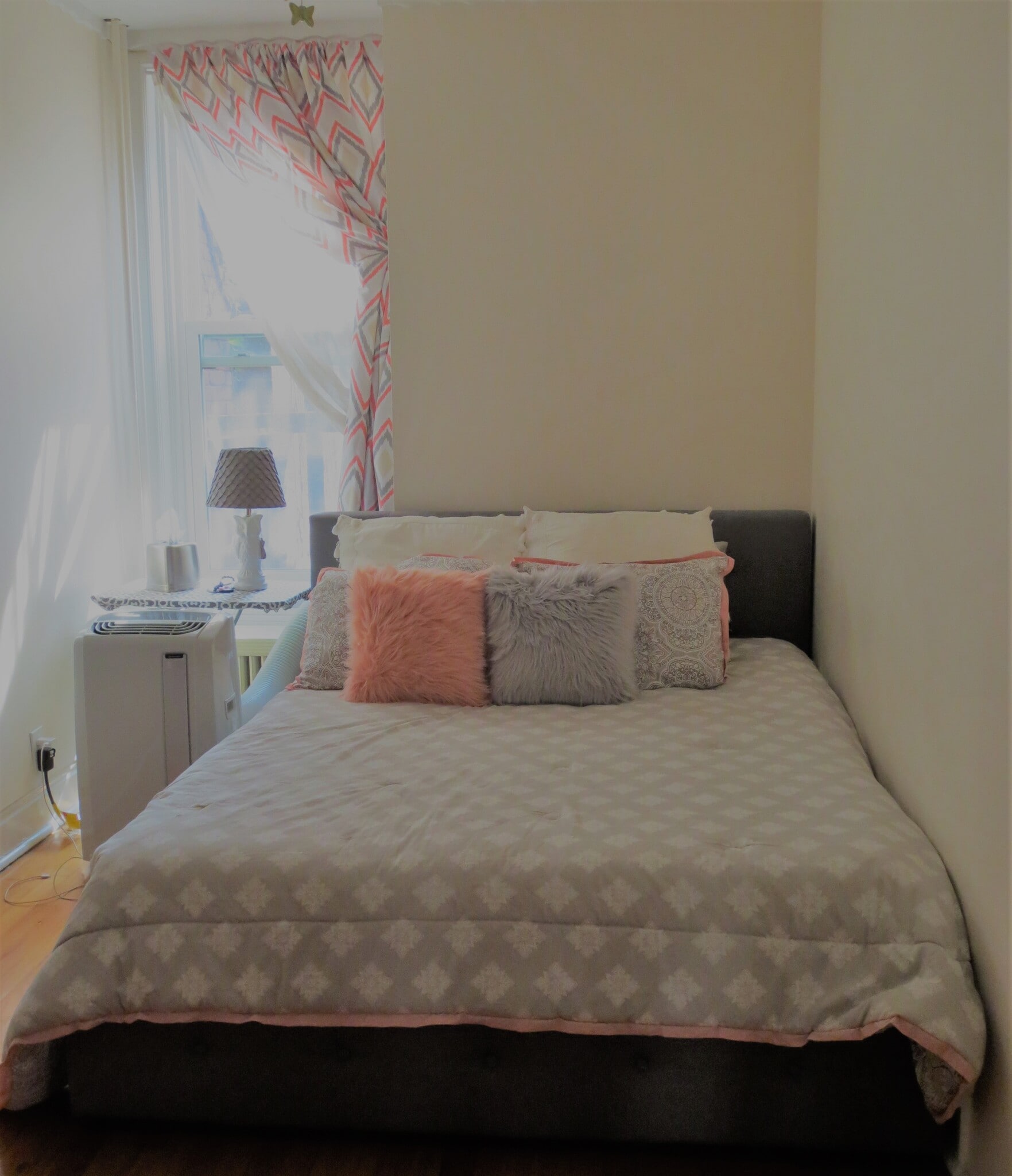 Bedroom - 206 Lancaster St
