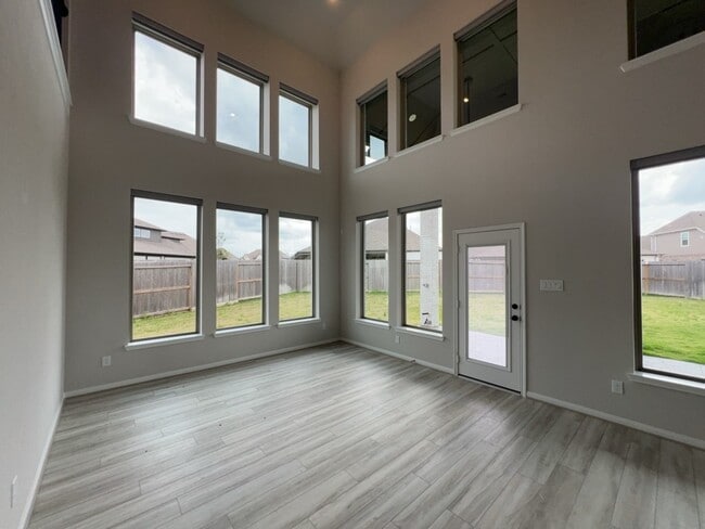 Building Photo - 18411 Starlight Vly Trl