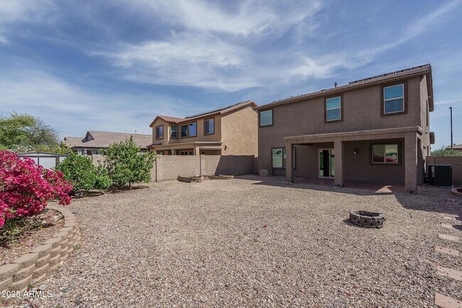 Building Photo - 10822 W Saddlehorn Rd