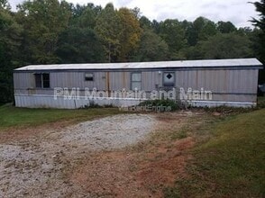 Building Photo - 181 Iotla Valley Park Rd