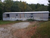 Building Photo - 181 Iotla Valley Park Rd