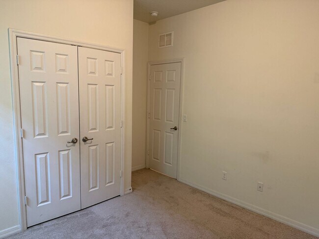 Building Photo - BEAUTIFUL 4 BEDROOMS, 3 BATHS,  SINGLE FAMILY HOME IN HARVEST LANDING IN CLERMONT