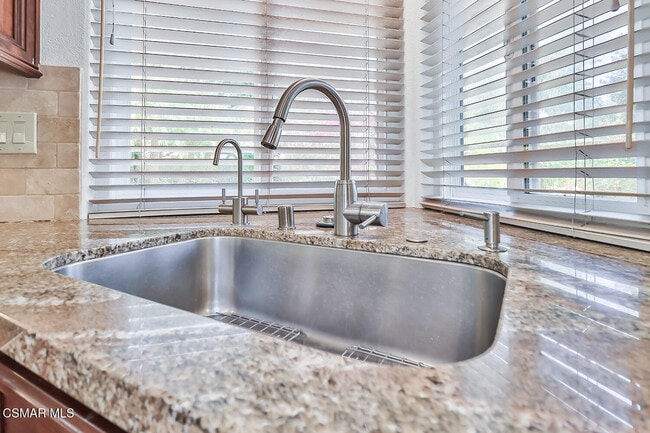 Building Photo - 5618 Silver Valley Ave