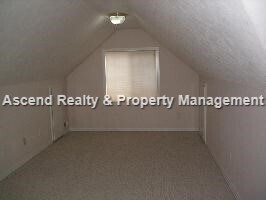 Building Photo - Price Drop & Available NOW! Garden Home 4 Bed & Office Quick Access to Beaverton/Dntn PDX, Washin...