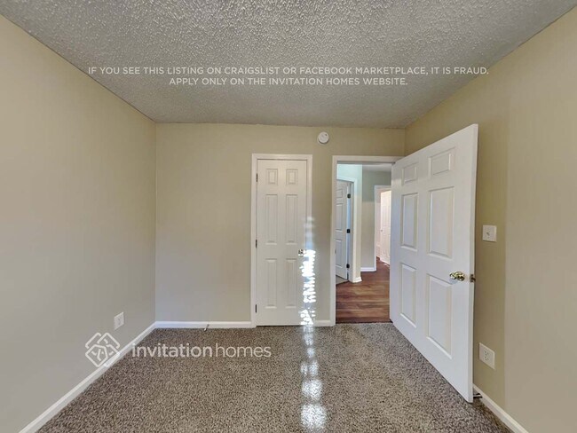 Building Photo - 4303 Lothar Ridge Ln