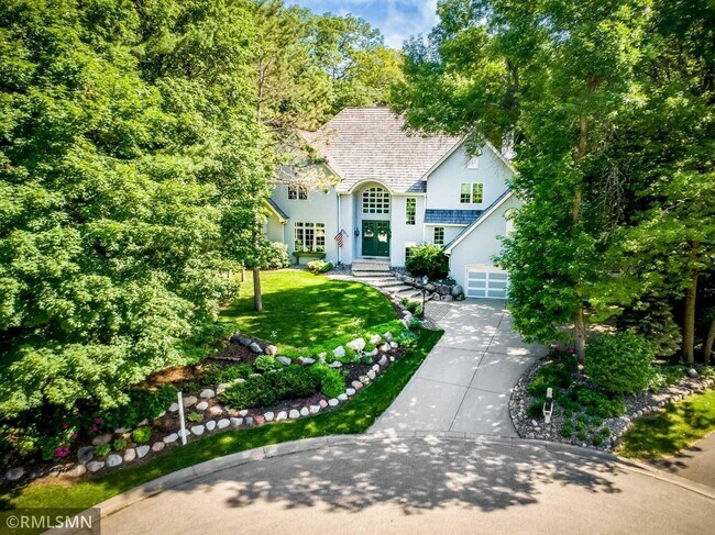 Building Photo - 14888 Pondview Cir