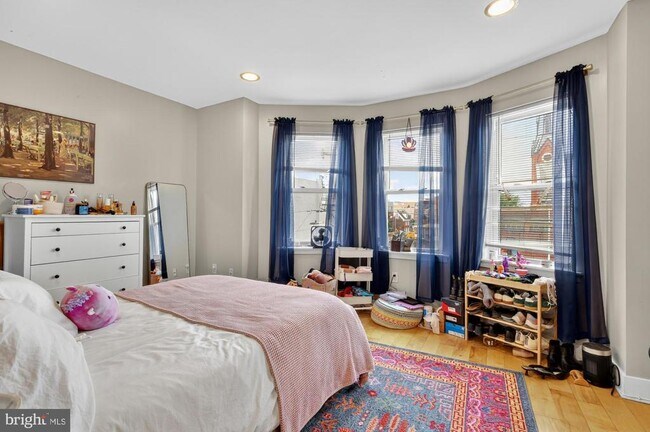 Building Photo - 709 N 3rd St