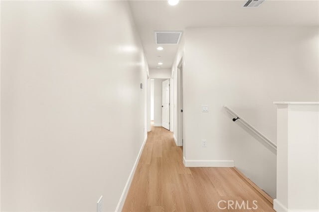 Building Photo - 904 S Hert St