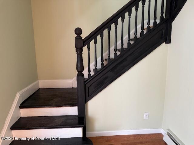 Building Photo - 4 Plum Pl