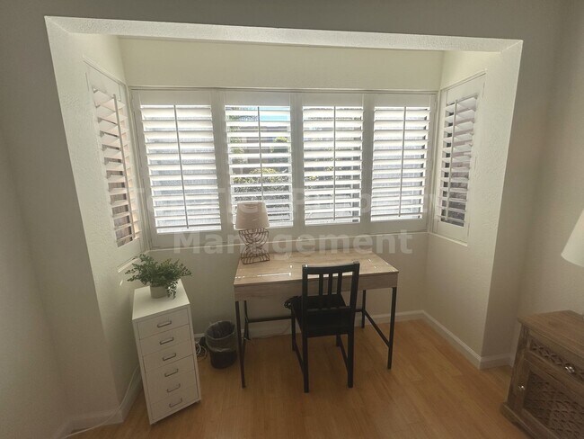 Building Photo - **Beautiful, Fully-Furnished 2 bed / 2.5 bath Townhome in Coastal Carlsbad - Available NOW**