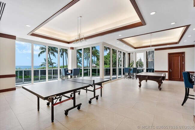 Building Photo - 3200 N Ocean Blvd