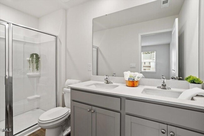 Building Photo - 24 Red Clover Dr