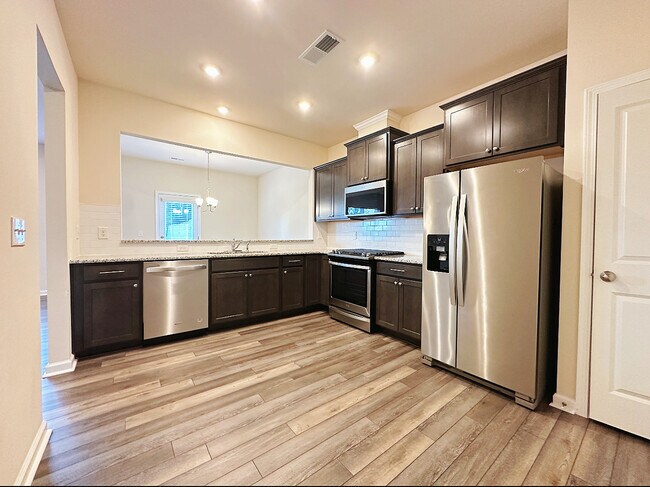 Building Photo - 1108 Congleton Pl