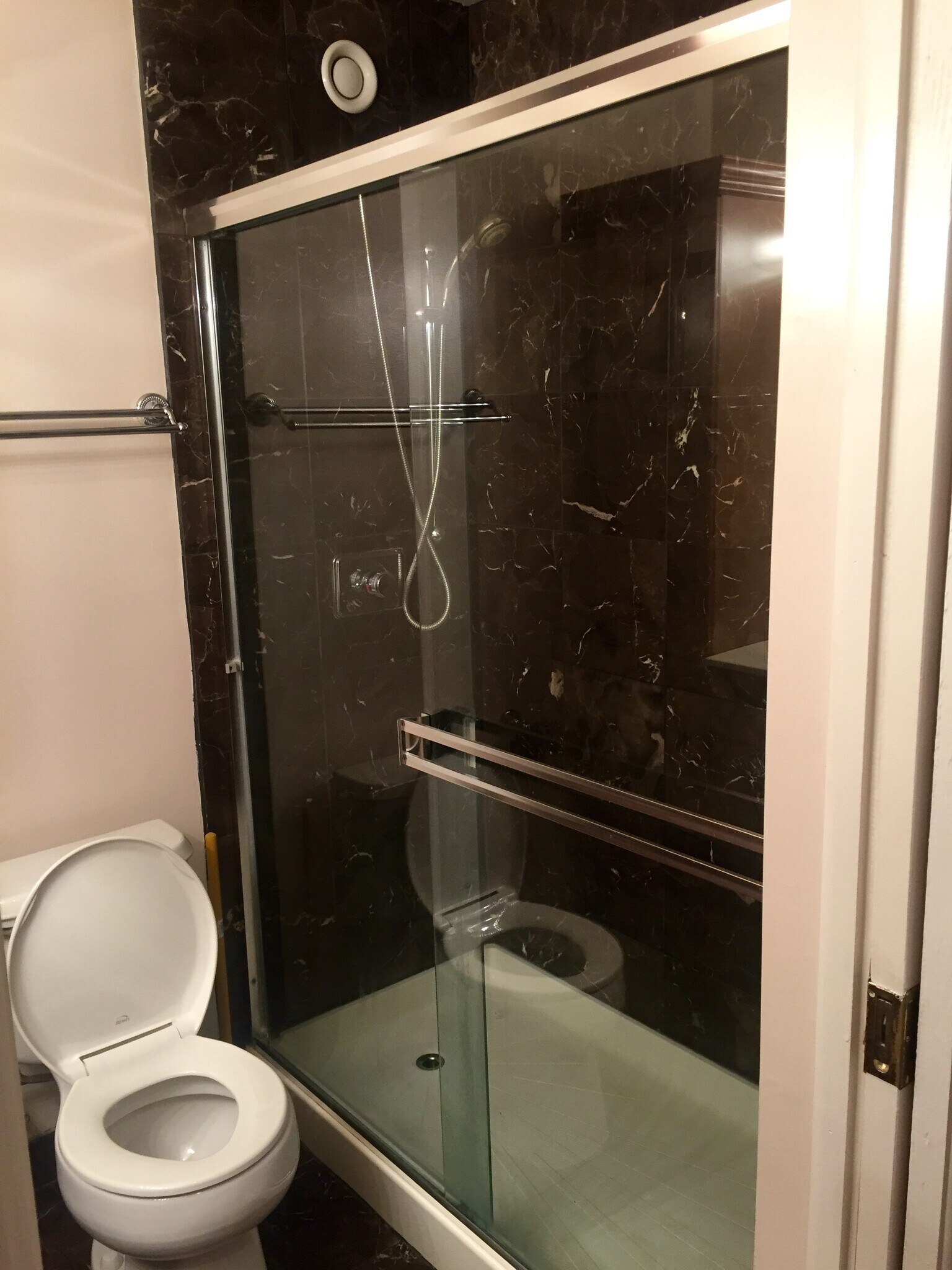 Building Photo - 211 E Ohio St