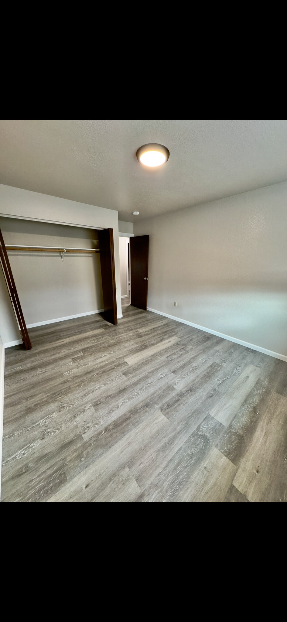 Building Photo - 8303 E 36th Ave