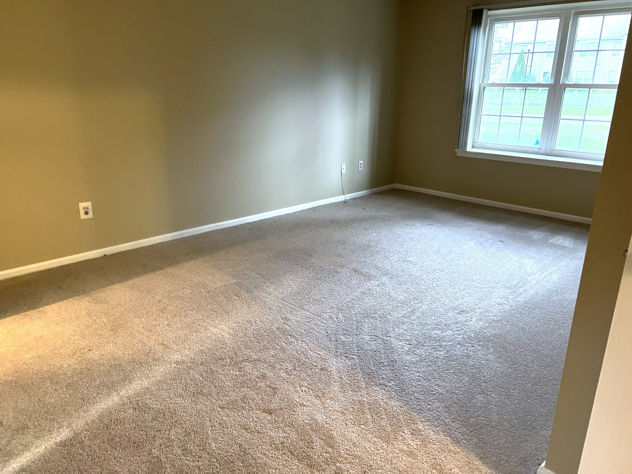 Main Bedroom - 2605 Thistledown Ct