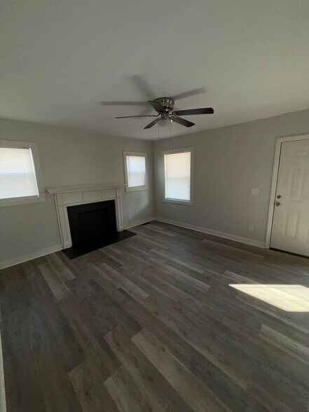 Building Photo - 7400 Rome Ave