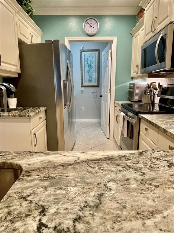 Building Photo - 5635 Whitehead St