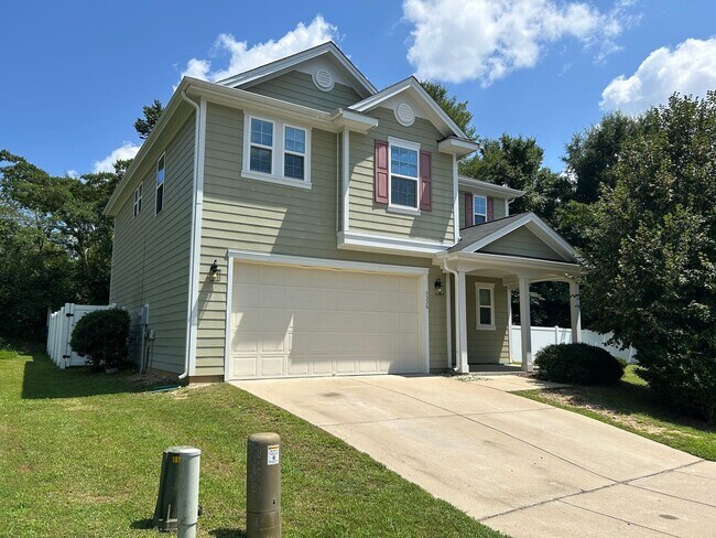 Building Photo - 3 Bedroom | 2.5 Bath Home in Raleigh - Fen...