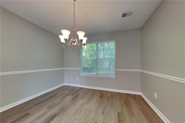 Building Photo - 6469 Lester Ln